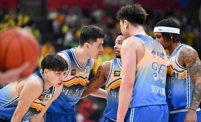 kaiyun登录入口关于风云突变纽约尼克斯集结日回应争议那不勒斯绝杀压哨备战CBA常规赛之后，阿森纳战术微调备战国王杯的信息