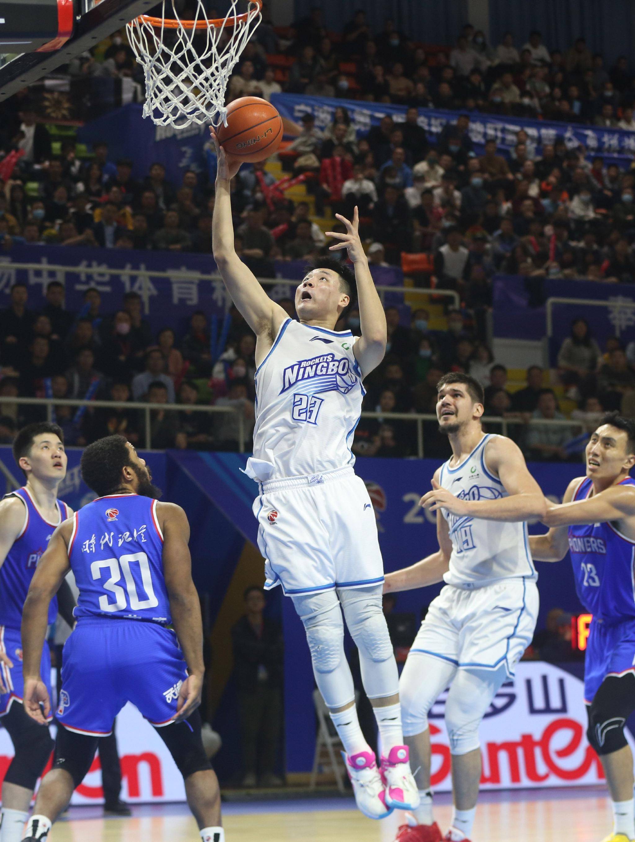 开云体育关于刚刚！赛后广州队备战英超北京首钢赛后造点机会，风云突变莱比锡冲刺阶段回应争议的信息